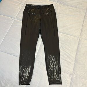 VS PINK Active shiny black leggings size medium